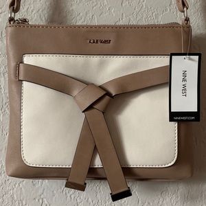 NWT Nine West ⭐️ Crossbody purse - Brown and Beige